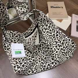 韩国东大门白豹纹帆布包女百搭单肩2025新款秋冬斜挎包学生布袋子