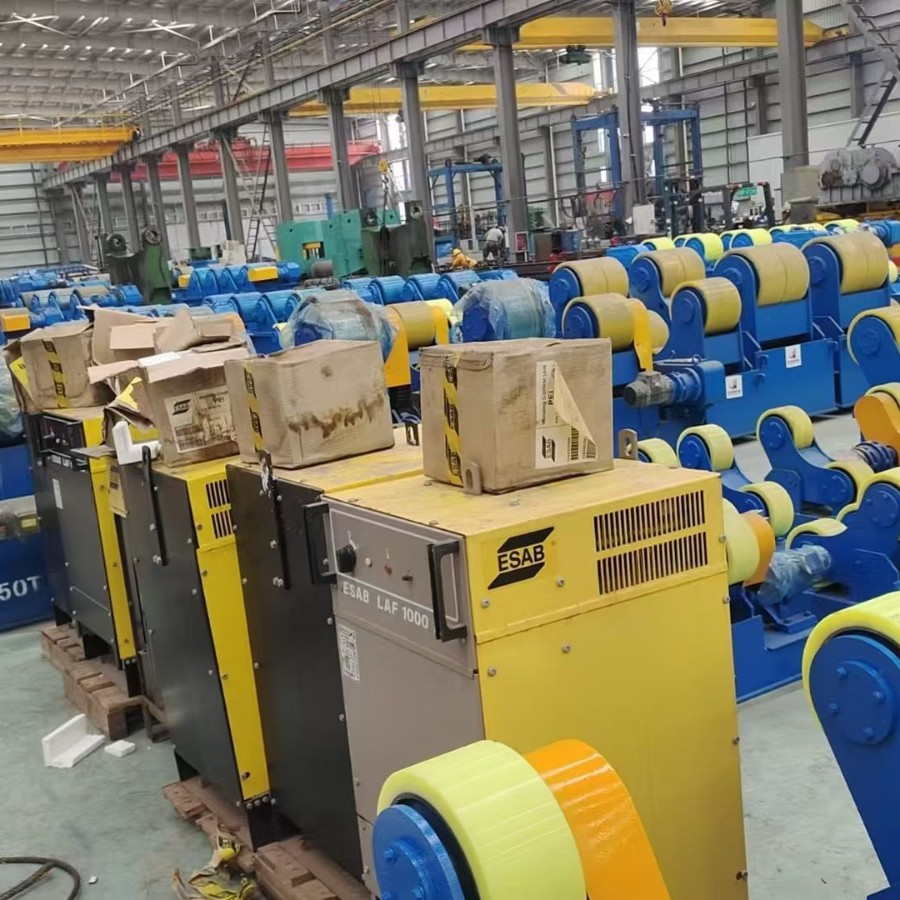 伊萨埋弧焊主机＋控制箱​全新未用 ​7套