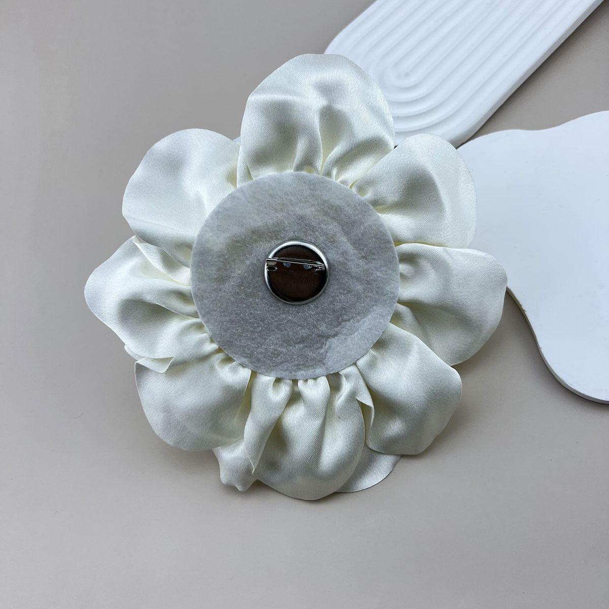 Elegante Glamour Flor Tela Mujeres Corsage display picture 13