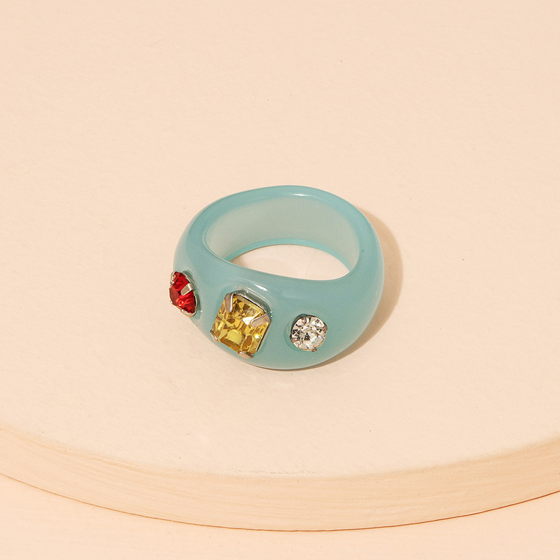 Vintage acrylic design sense beaded flower resin ring set