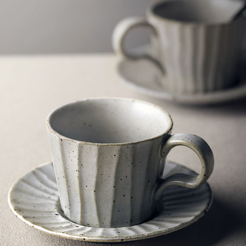 Japanese handmade coffee cups with saucers, vintage cups, retro creative rustic ceramic mugs, afternoon tea set