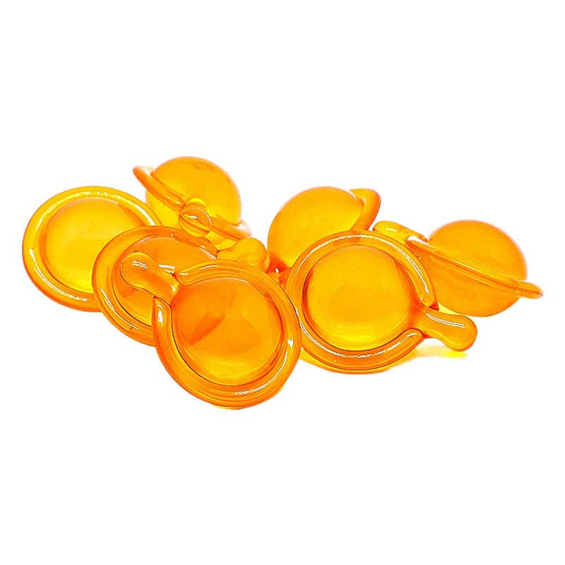 Производитель поставляет эфирное масло для ухода за волосами в капсулах