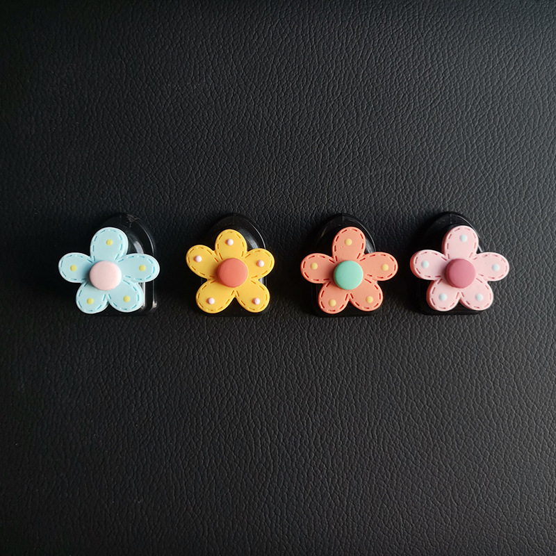Accesorios para automóviles, ganchos, adhesivos, delanteros, pequeños ganchos, accesorios de decoración lindos, plástico femenino