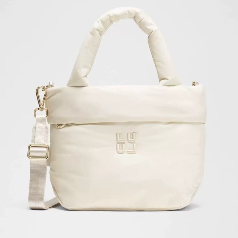 Lululemon2025 New Autumn and Winter 3L Cloud Cross-Body Bag Embroidered Women's Single Shoulder Large Capacity Handbag Bag