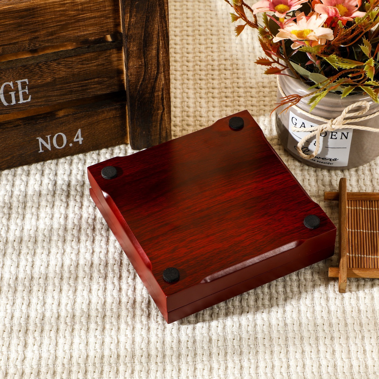 加工定制奖章盒收纳雕刻纪念奖牌木制微章收藏胸针实木勋章盒子