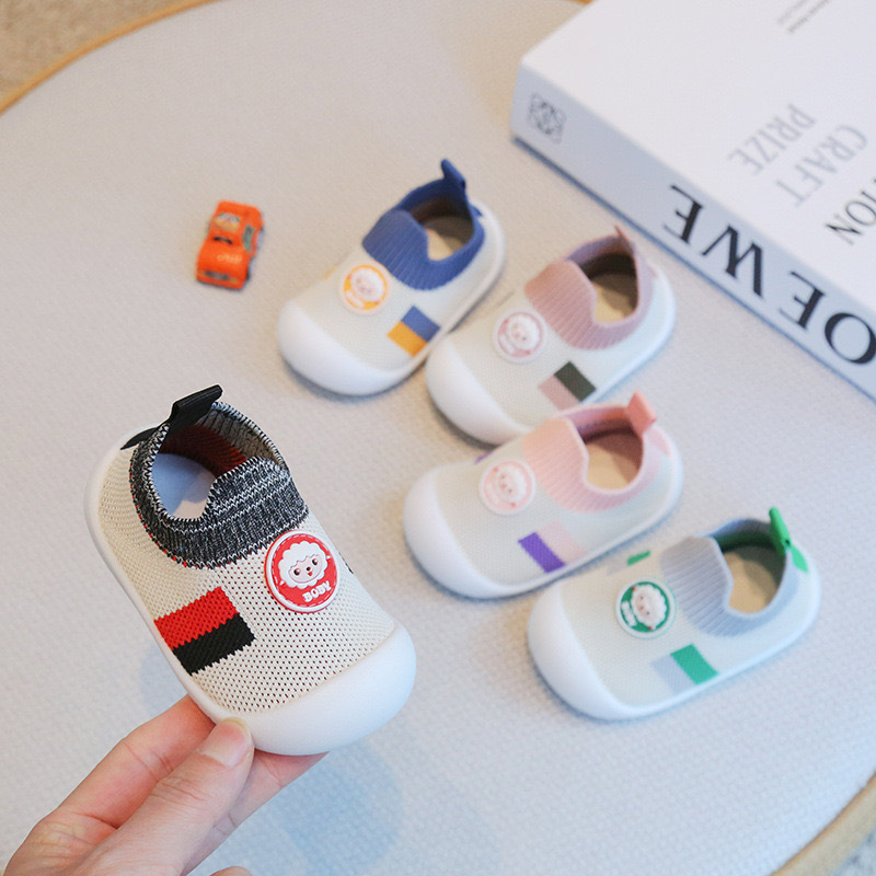 2026 New Style Fly-Knit Baby Shoes Infant Toddler Soft-Soled Shoes 0-3 Years Old Spring and Autumn Knitted Mesh Breathable Sock Shoes