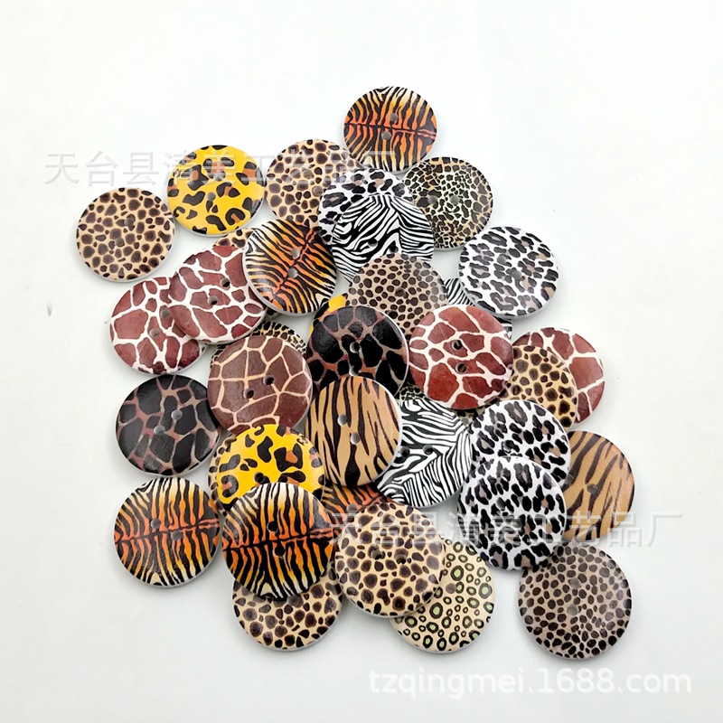 2/2,5 cm de madera Fondo Blanco estampado de leopardo pintado botones de madera decorativos leopardo madera botones 50/100 piezas un paquete