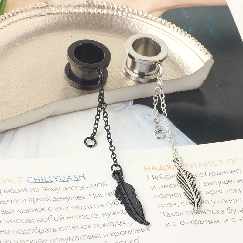 Snail Leaf Chain Pendant Ear Expander - 25mm Black 316L Surgical Steel Cartilage Earring for Gauged Ears detail image 9