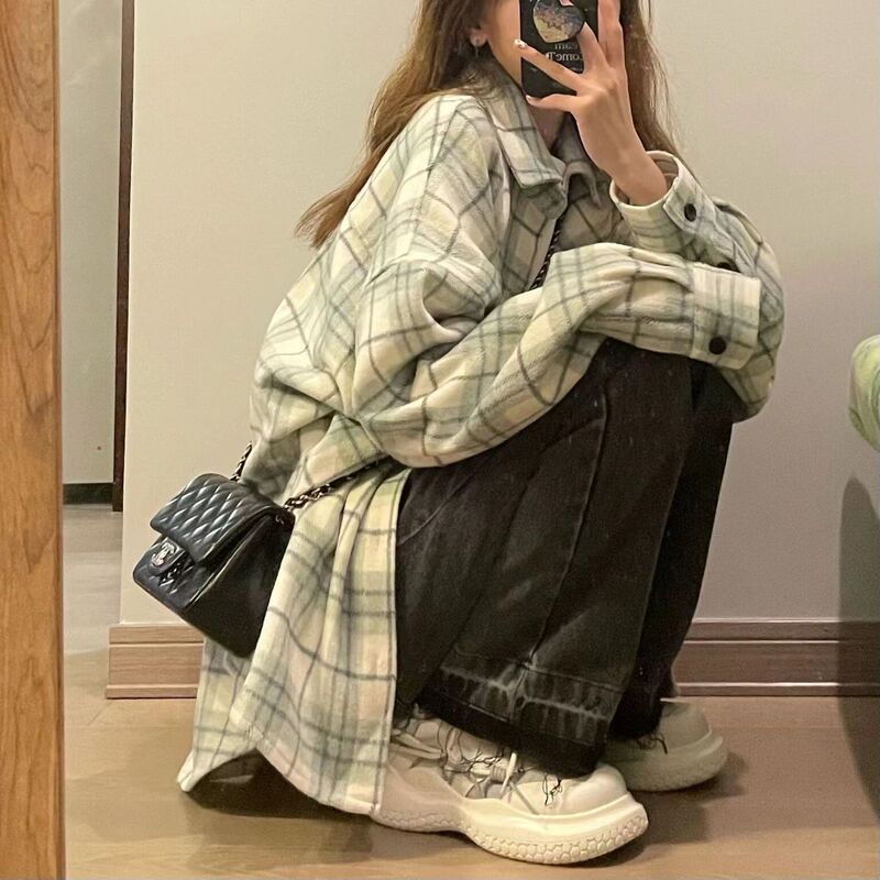 D2V Spring and Autum Green Long-Sleeved Plaid Shirt New Korean Style Lazy Style Loose Lapel Shirt with Design Sense D2V Spring and Autum Green Long-Sleeved Plaid Shirt New Korean Style Lazy Style Loose Lapel Shirt with Design Sense