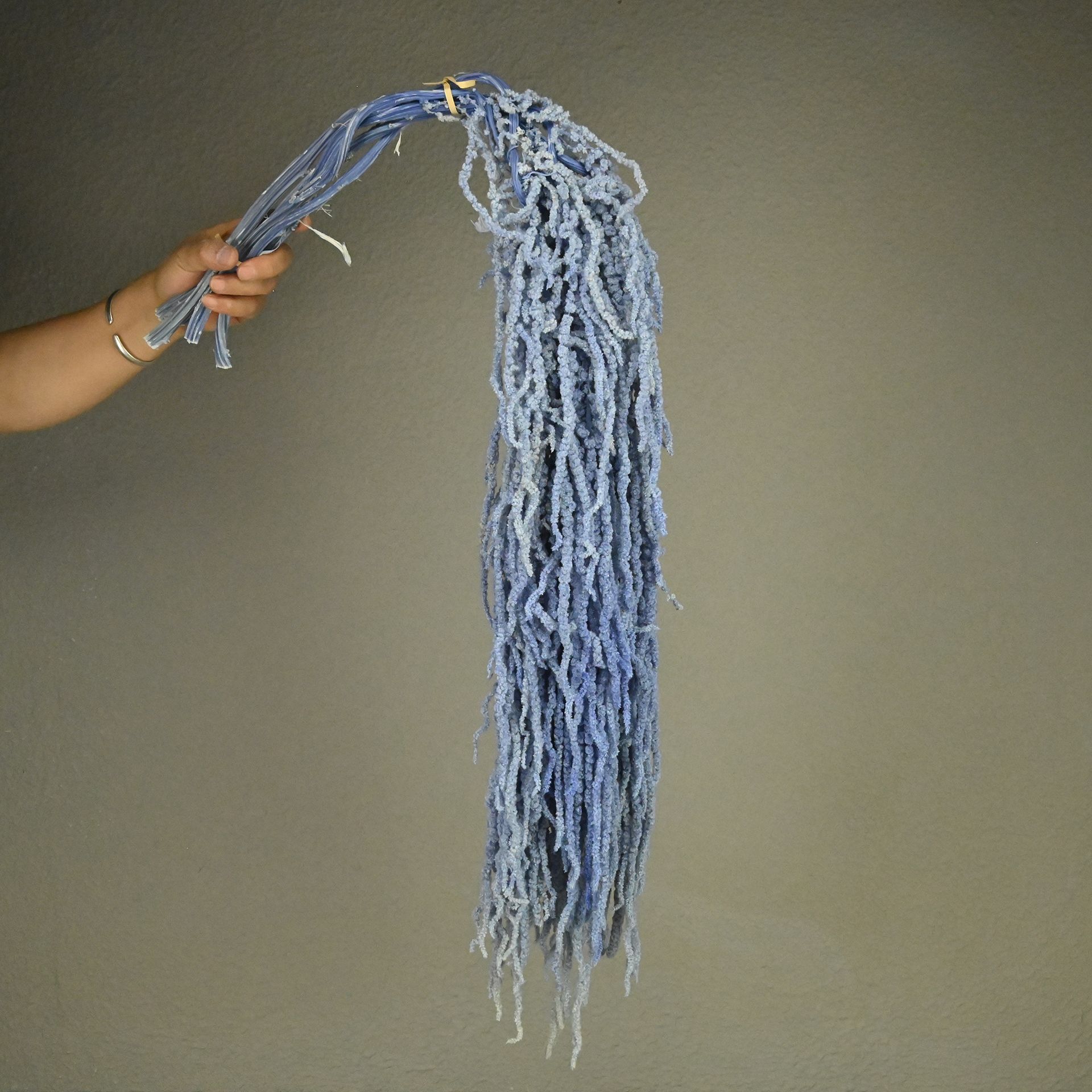 Flores fantasmas colgantes de arroz flor inmortal Juliet Amantes lágrimas colgantes de flores de decoración de bodas flores verdaderas