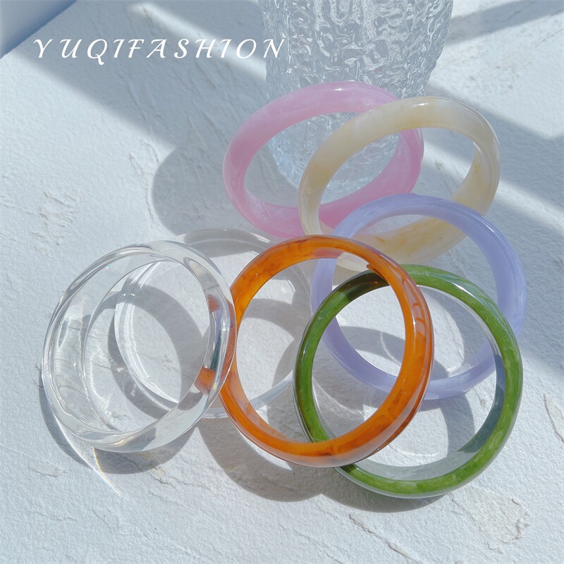 Korean Dongdaemun Purchasing Agent Vintage Resin Bracelet Minimalist Style Bracelet Gradient Fashion Forest Style Ring for Women Geometric Style