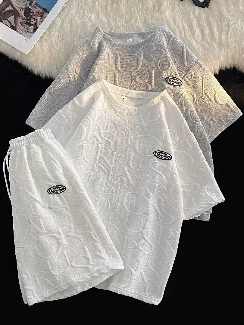 Shorts and Oversize Short-Sleeve T-Shirt Set, Men's Summer Leisure, Lightweight, 2-Piece