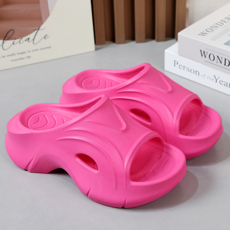 Παντόφλες με σούπερ χοντρή σόλα για γυναίκες 2024 καλοκαίρι νέα μόδα σε εξωτερικούς χώρους, Ευρωπαϊκά και Αμερικάνικα παπούτσια με πλατφόρμες παραλίας_voghion.com