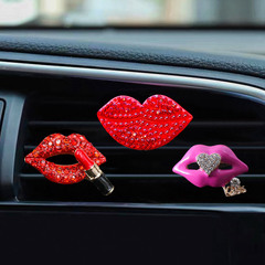 Car air freshener clip with creative diamond-embedded red lip solid perfume, personalized car air vent air freshener clip for women