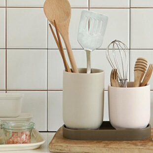 �R����ɫ���s�մɿ���Ͳ�;ߞrˮ�܄��₀�Ԏ��бP���ÏN���ռ{��