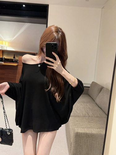 Black strapless long-sleeved sunscreen T-shirt women's summer casual thin bat-sleeves loose blouse top with a collar