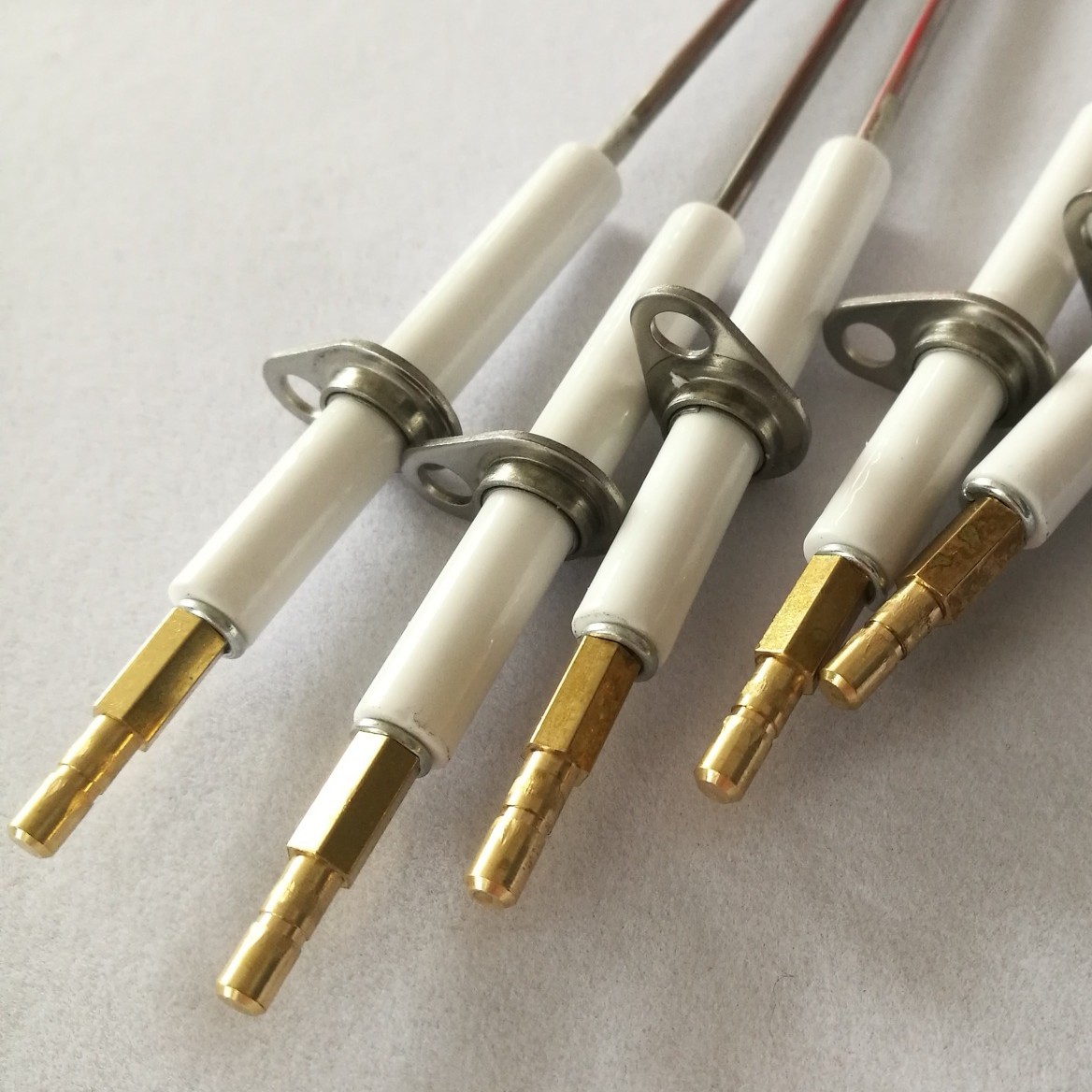 厂家供应 燃烧机用陶瓷感应点火电极 95%氧化铝陶瓷点火针