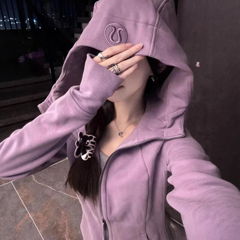 Lulu Original Label Same Style Scuba Slim-Fit Sweatshirt with Hood, Embroidered Fleece Yoga Jacket Top for Women in Autumn and Winter Lulu Original Label Same Style Scuba Slim-Fit Sweatshirt with Hood, Embroidered Fleece Yoga Jacket Top for Women in Autumn and Winter