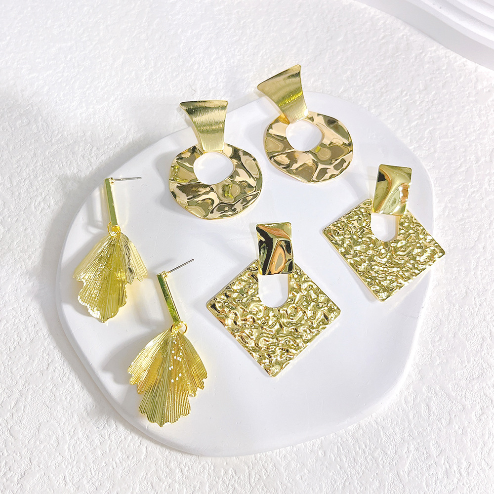 1 Pair Elegant Leaves Plating Metal Drop Earrings display picture 4