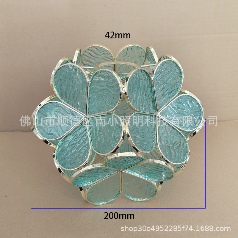 All copper flower chandelier cover restaurant single glass lampshade Nordic bedroom bedside petals small lampshade brass frame All copper flower chandelier cover restaurant single glass lampshade Nordic bedroom bedside petals small lampshade brass frame