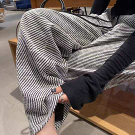 情侣立体松紧腰头新款宽松垂感慵懒黑白斜条纹休闲潮款直筒运动裤