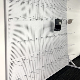 Vertical Iron Perforated Board Floor-Standing Round Hole Iron Plate Shelf Jewelry Display Kitchen Accessories Storage Rack Supermarket Shelf