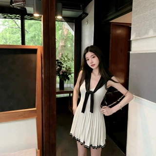 邱rou瑶miu系私服松弛韩系透气撞色披肩连衣裙两件套夏连衣裙