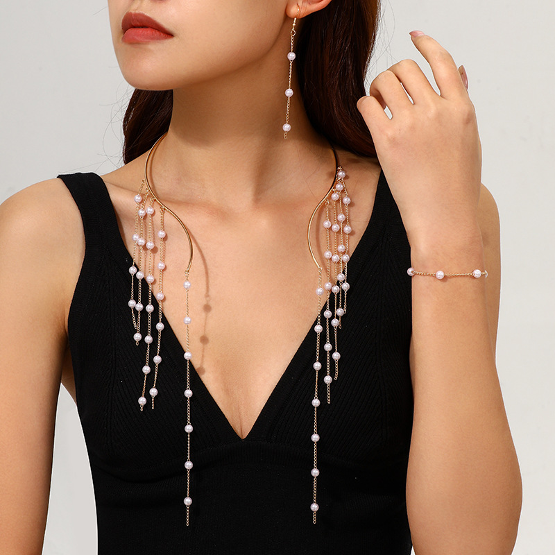 Collar de borla larga estilo explosivo transfronterizo, collar de perlas de imitación, pulsera, traje de pendientes, collar de novia de boda para mujer