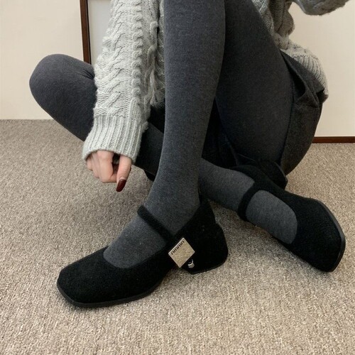 Gray retro woolen Mary Jane fluffy shoes for women in winter wear New French thick heel and velvet high-heeled single-layer shoes