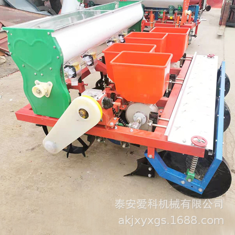 起垄花生播种机四轮车带花生精播机免间苗花生点播机花生直播机