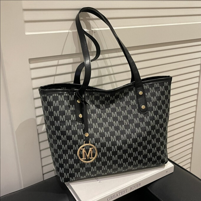 Large-Capacity Commuter Tote Bag, Fashionable Printed Large Bag for Women, 2026 New Style, College Student Class Commute Shoulder Bag Large-Capacity Commuter Tote Bag, Fashionable Printed Large Bag for Women, 2026 New Style, College Student Class Commute Shoulder Bag