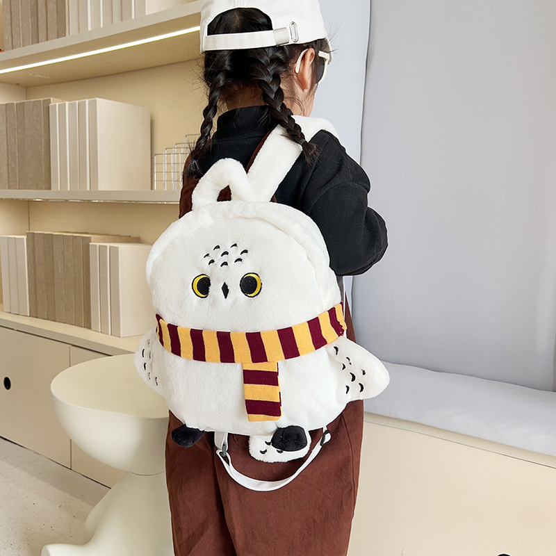 Bolsos de nieve de búho transfronterizo nuevos dibujos animados de alto valor de peluche lindo mochila colgante muñeca