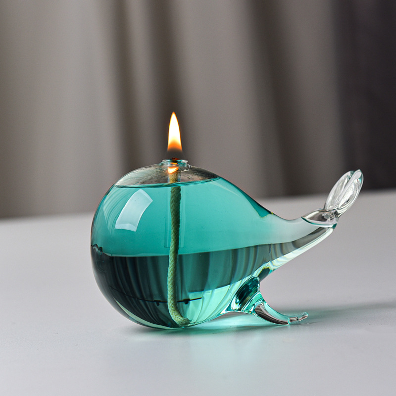 Ballena creativa lámpara de aceite de vidrio candelero decoración nórdico romántico simple Hogar Moderno escritorio lámpara de mantequilla libre de humo