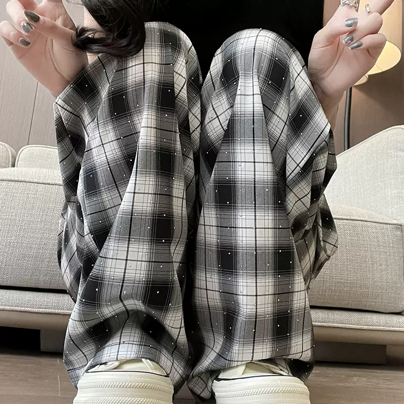 复古黑粉烫钻格子裤女夏季高腰垂感休闲阔腿裤显瘦窄版直筒阔腿裤