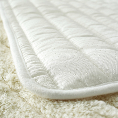简约北欧加厚长毛绒地毯家用客厅防滑沙发套罩冬季保暖地垫