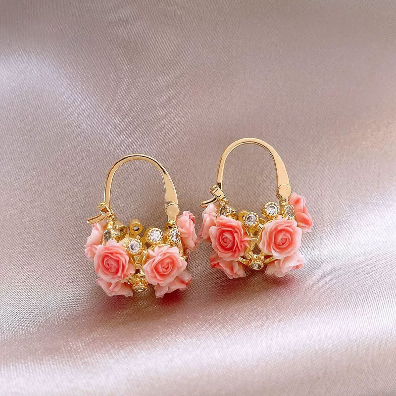 Flores como brocado rosa canasta nicho de diseño de moda temperamento pendientes de alta sensación pendientes de orejas exquisitas orejas mujeres