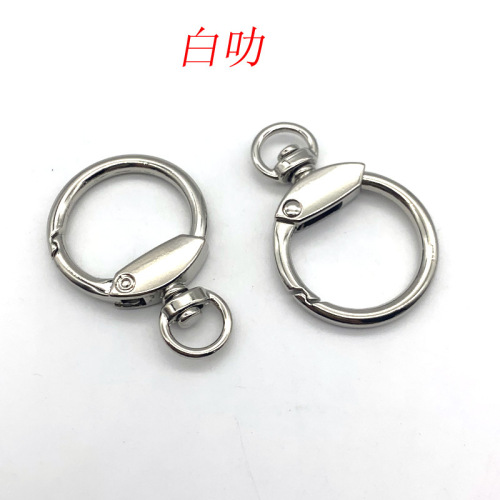 Guangzhou supply metal spring buckle New Year gift buckle bag pendant earn tiger zodiac violent bear keychain