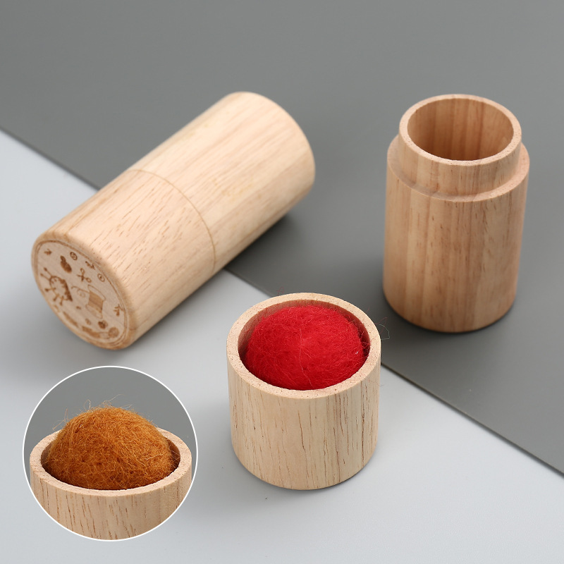 Pinichion de madera jeringa de almacenamiento de agujas de coser a mano portátil simple caja de agujas de coser a mano pequeña