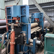 泰安华鲁产全新25x2米液压上辊万能卷板机，自重13吨，带预弯功能