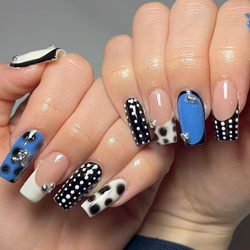 Cross-Border Medium-Length Milk-Pattern Black and White Polka Dot Wearable Nail Tips, Fake Nails, 24 Pieces, Removable, Y2K Style Cross-Border Medium-Length Milk-Pattern Black and White Polka Dot Wearable Nail Tips, Fake Nails, 24 Pieces, Removable, Y2K Style