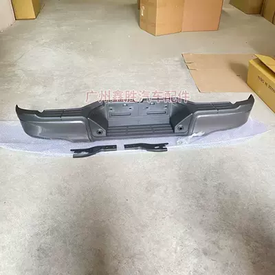 Hilux Revo Rocco 2020-2025 arxa bufer və arxa mühafizə çubuğu