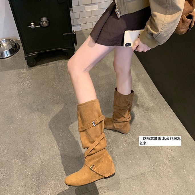 6cm内增高西部牛仔靴子女2025新款韩系圆头扣带柔软褶皱显瘦中筒|undefined