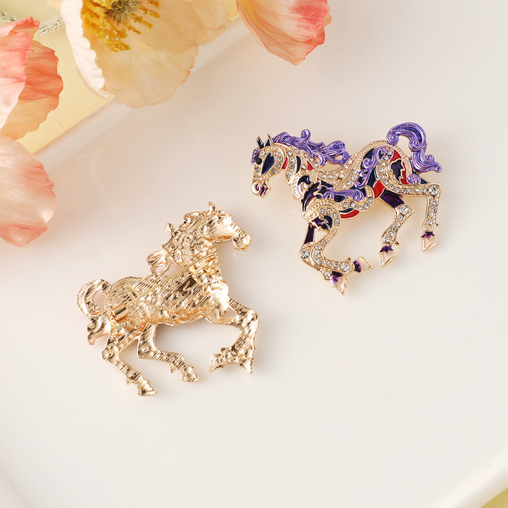 European and American New Fashion Creative Exquisite Zodiac Pony Brooch Enamel Horse Success Clothing Pin Brooch