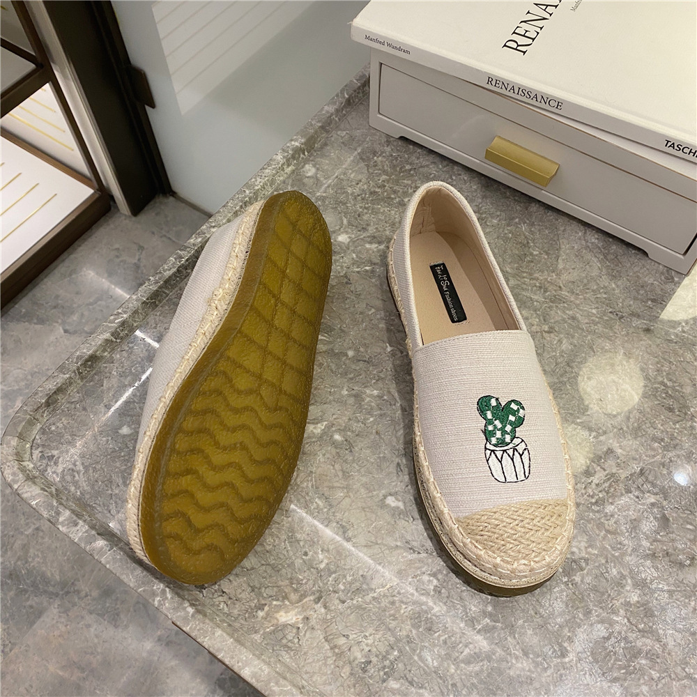 flat bottom embroidery soft casual shoes NSHU33097