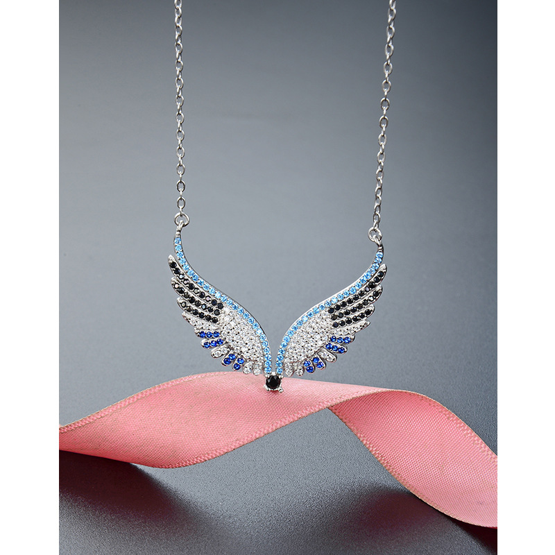 Estilo japonés y coreano elegante luz de lujo colgante de cadena S925 plata esterlina diamante-incrustado ZIRCON alas de Ángel clavícula collar de cadena para las mujeres