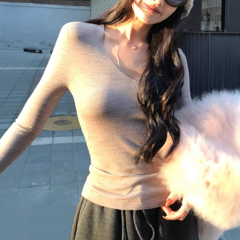 In-Stock Fine-Spun 60-Count 18-Gauge German Yangtze Yarn! Seamless One-Piece V-Neck All-Wool Base Shirt