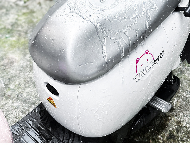 Electric car seat cover heat insulation sunscreen leather Emma battery motorcycle four seasons universal waterproof seat cover cool