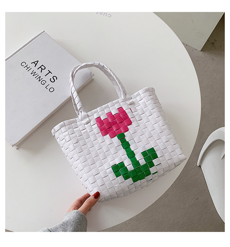 Fashion Woven Flower Portable Bag display picture 11