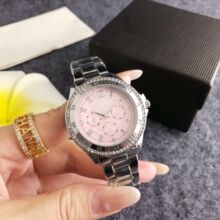 �y�Ͻ����۱P���ֱ�����Ӌ�r�OӋŮʿʯӢ�ֱ����s��ͨ��Ů��