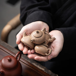 Japanese-style stoneware retro mini fingertip pot boutique tea pet ornaments pocket tea art antique ceramic decorative crafts